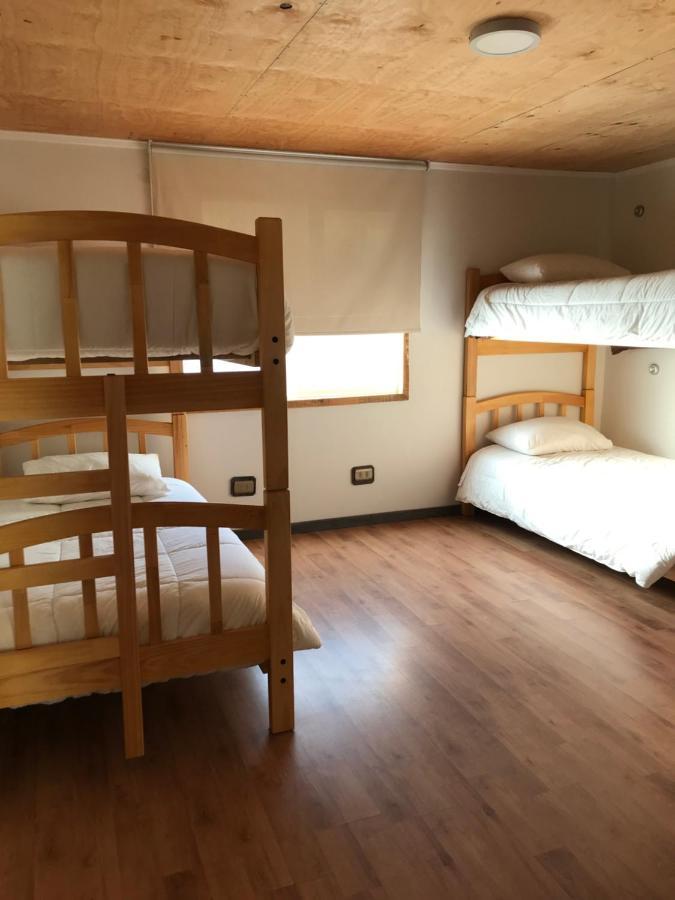 Hostel Basecamp Cerro Castilloビージャ・セロ・カスティージョ エクステリア 写真
